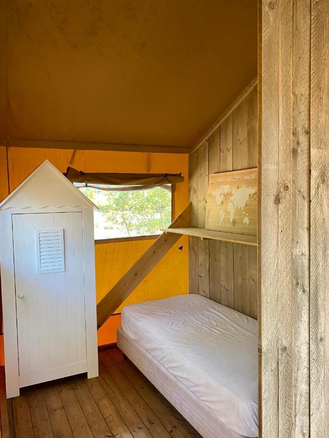 Camping La Kahute - Tente Lodge Au Coeur De La Foret Carcans Eksteriør bilde