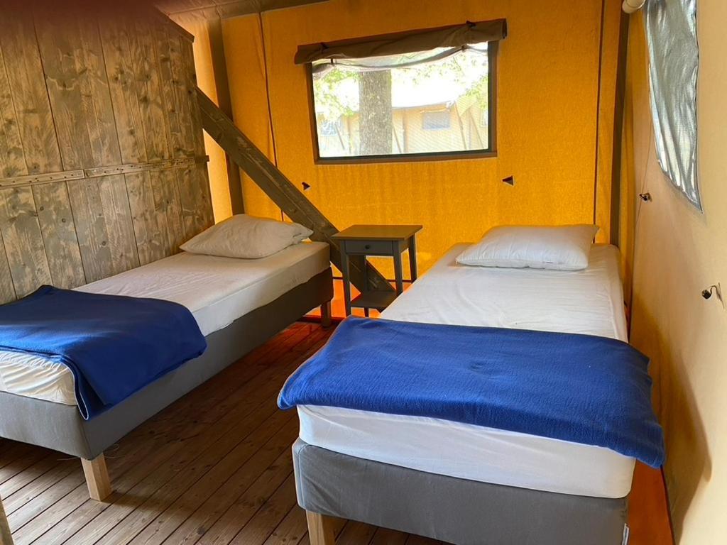 Camping La Kahute - Tente Lodge Au Coeur De La Foret Carcans Eksteriør bilde